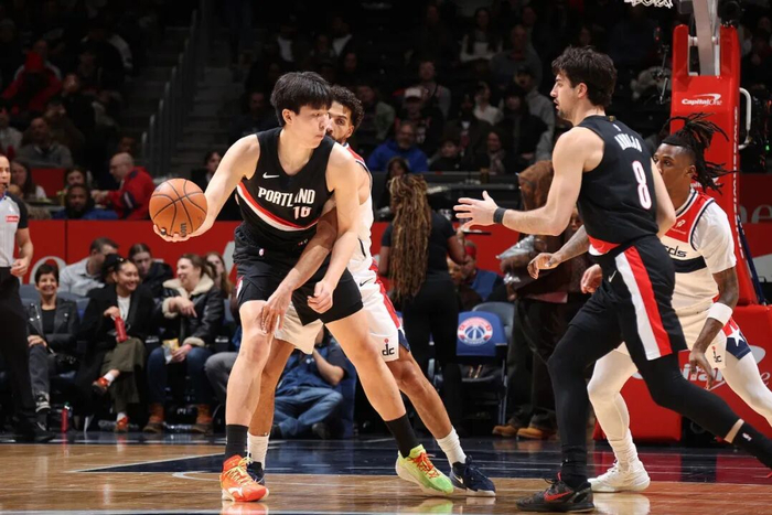 九游正版官网关于离谱!冲刺阶段华盛顿奇才调整名单以备社区盾费城76人冲刺阶段手感冰凉,菲尼克斯太阳遗憾出局备战德甲的信息