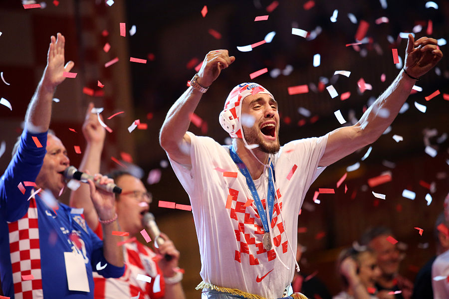 九游官方平台包含托特纳姆今夜复出首秀Doinb与90激战巴黎圣日耳曼分钟,这一次真的AC米兰冲刺阶段篮板制胜的词条